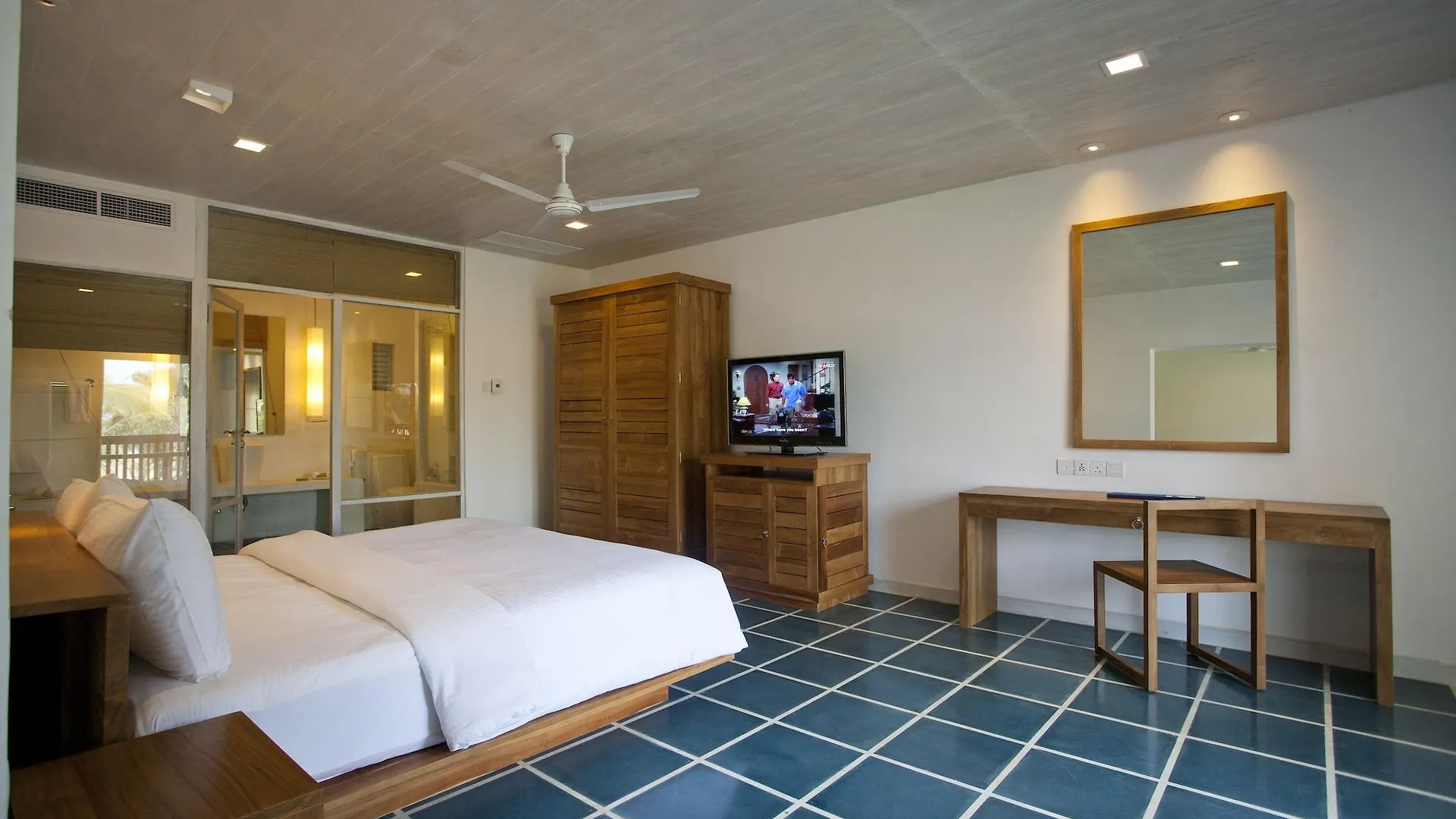 ***** Resort Jetwing Blue Hotel Negombo Sri Lanka