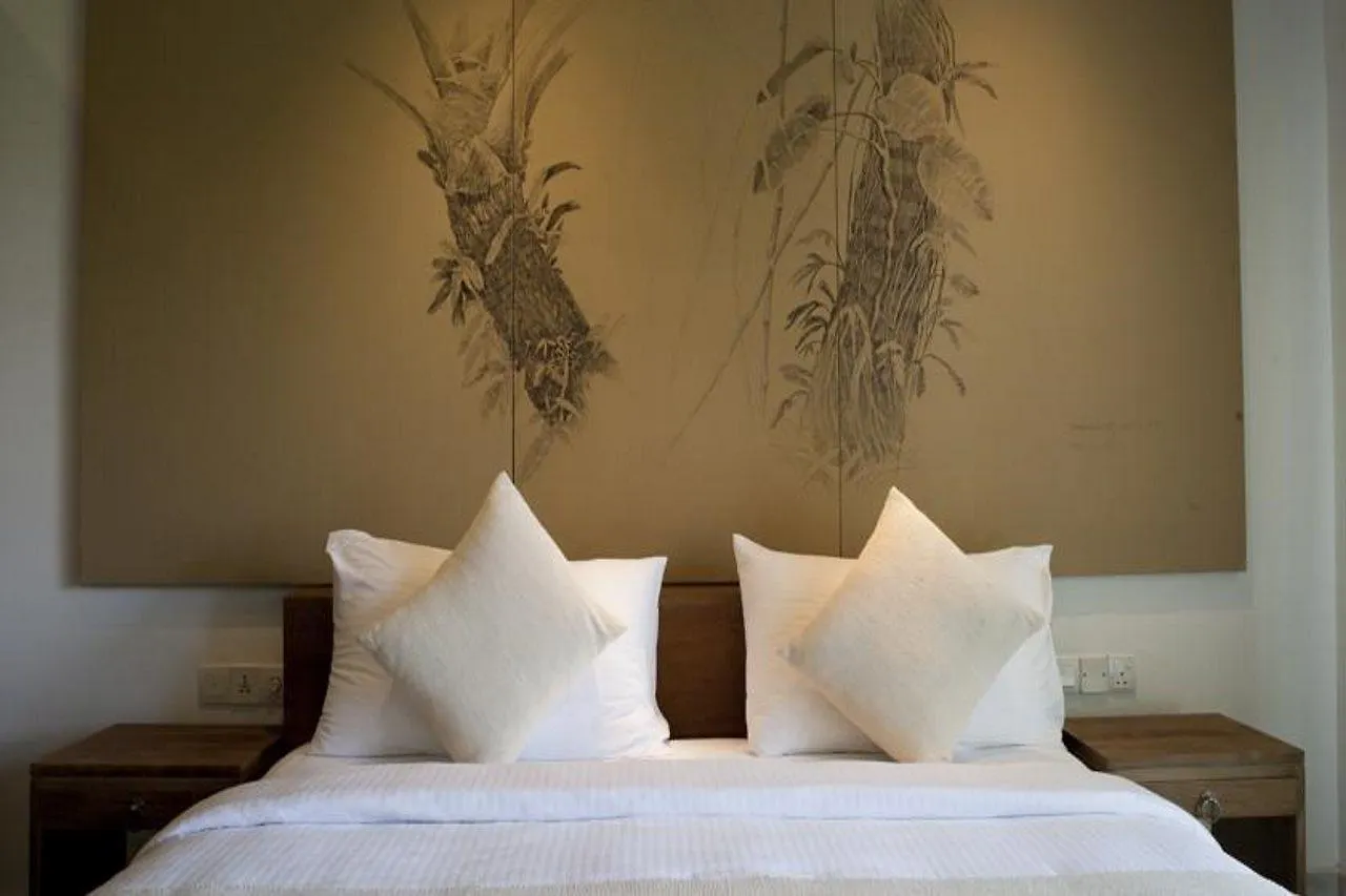 Jetwing Blue Hotell Negombo 5*,