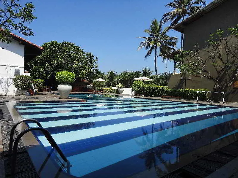 Jetwing Blue Hotell Negombo